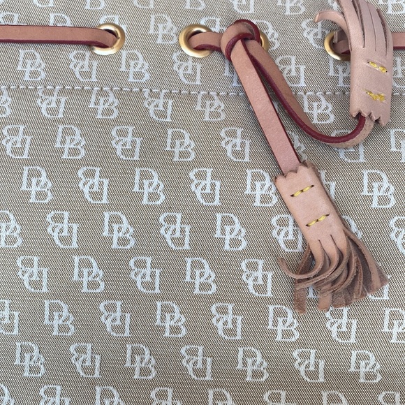 Like new Dooney and Burke, tan handbag. Carried less than 5 times !! - Picture 2 of 8